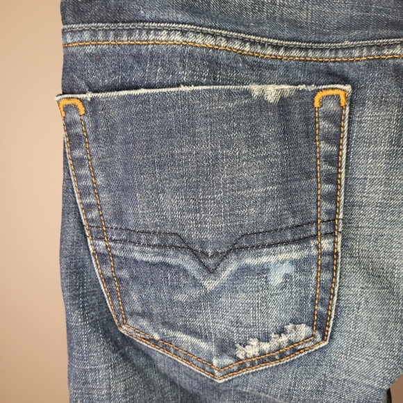 Diesel Viker R Box Distressed Straight Jeans Wash 0073H Size 26x30 - Picture 9 of 13